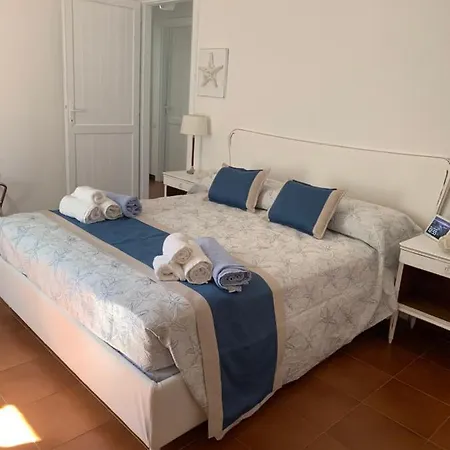 Casa Babila 100 Metres From The 10 Kilometres From Villasimius Apartment
