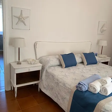 Casa Babila 100 Metres From The 10 Kilometres From Villasimius Apartman Solanas