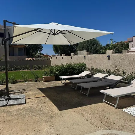 Casa Babila 100 Metres From The 10 Kilometres From Villasimius * 솔라나스